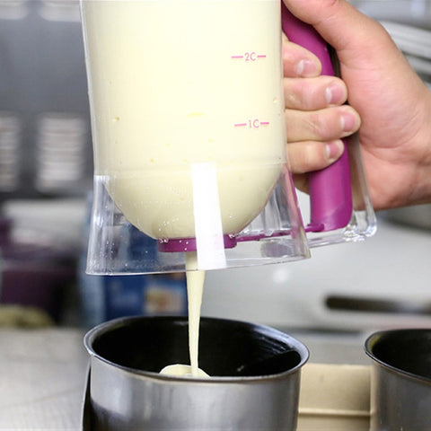 Pancakes Dispenser & Measuring Cup